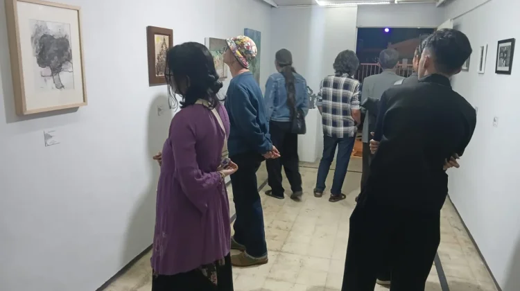 Hamur Art Space Rayakan Setahun Berkarya lewat Pameran "NAWAK"