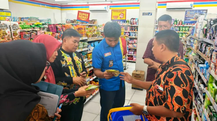 Sidak Toko dan Swalayan, Disperindag Kota Pasuruan Temukan Pelanggaran