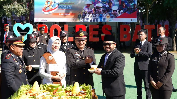 Upacara Hari Bhayangkara ke-80 Perkuat Sinergi di Kota Batu