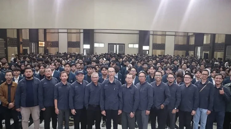 Ratusan Mahasiswa FILKOM UB Bawa Solusi Teknologi ke 50 Desa di Blitar
