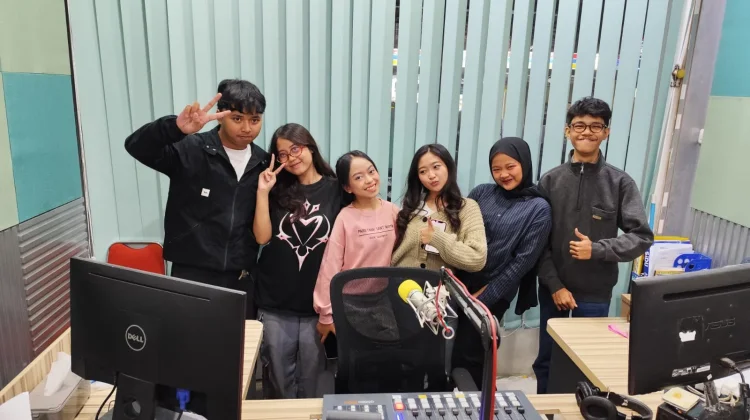 Lucien Sunmoon Angkat Tema Pendewasaan di Nothing Blooms at Midnight