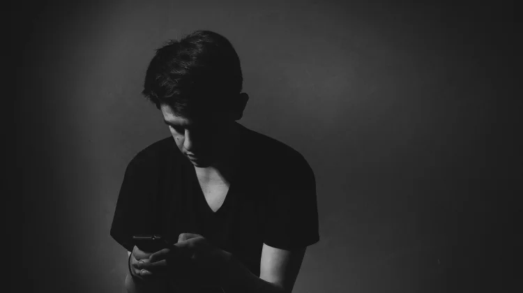 Revenge Porn Berawal dari Manipulasi Emosional, Kenali Tanda-Tandanya sejak Dini