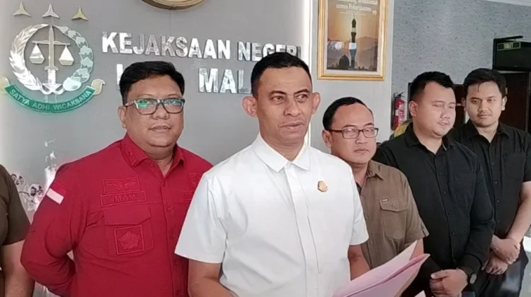 Usut Dugaan Korupsi Ambulans Rp8,4 M, Kejari Kabupaten Malang Geledah Kantor Dinkes
