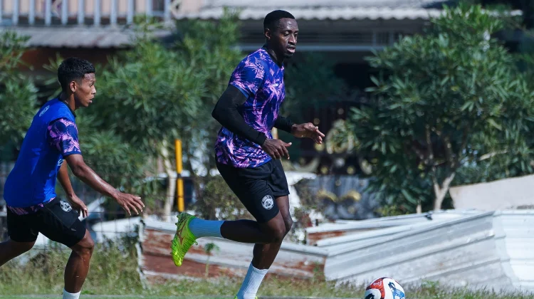 Matheus Blade Kembali Merapat, Puji Kerangka Skuad Singo Edan yang Makin Solid