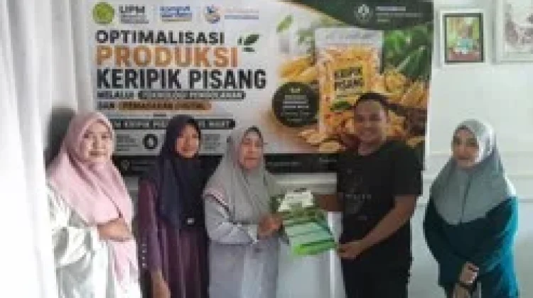 UPM Dampingi UKM Keripik Pisang RAMS MART Majukan Produksi dan Pemasaran Digital