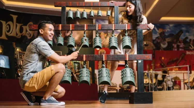 Museum Musik Dunia Jatim Park 3 Kenalkan Bianzhong kepada Pengunjung