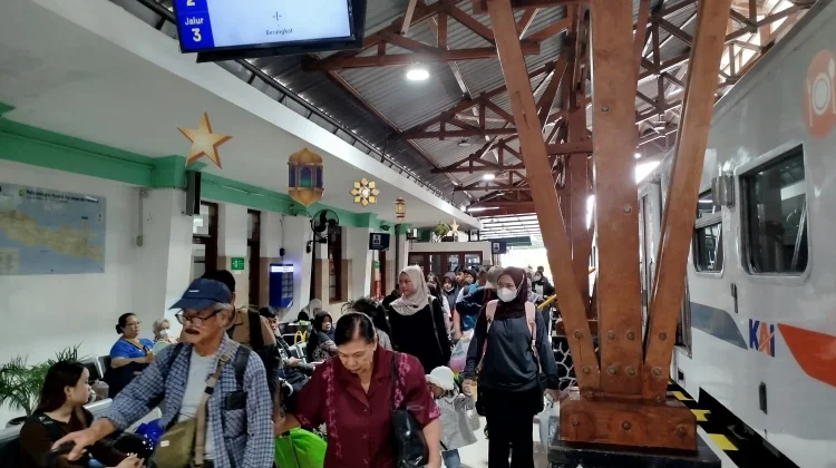 Libur Sekolah, Stasiun Blitar Layani 39.234 Penumpang