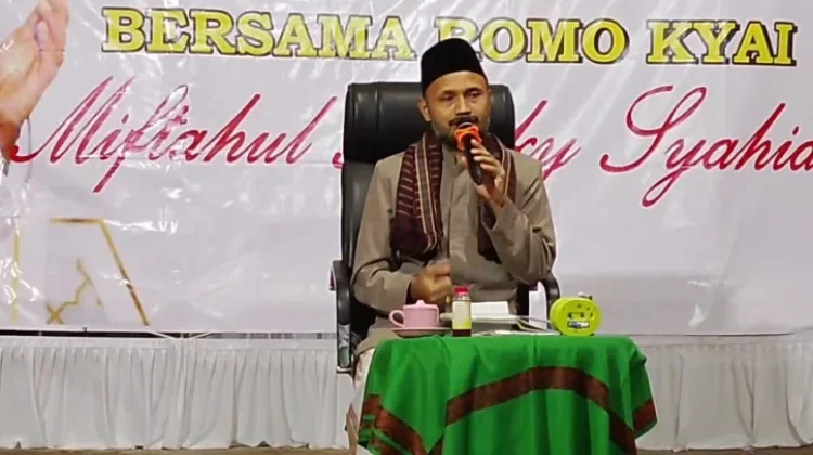 Semarak Ijazah Kubro Pondok Pesantren Miftahul Mubtadi'in Kediri