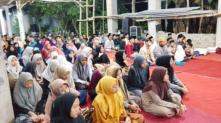 Semarak Ijazah Kubro Pondok Pesantren Miftahul Mubtadi'in Kediri