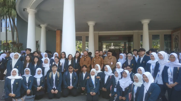 Wali Kota Batu Ajak Mahasiswa Beri Masukan Tingkatkan Pelayanan Publik