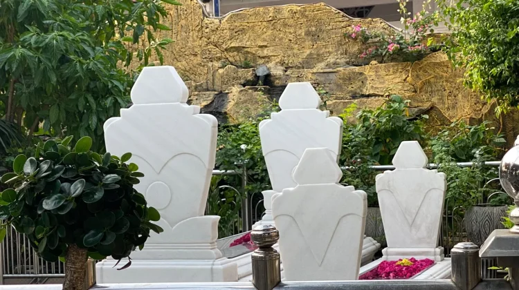 Makam Sunan Ampel Surabaya Tetap Jadi Tujuan Wisata Religi Peziarah