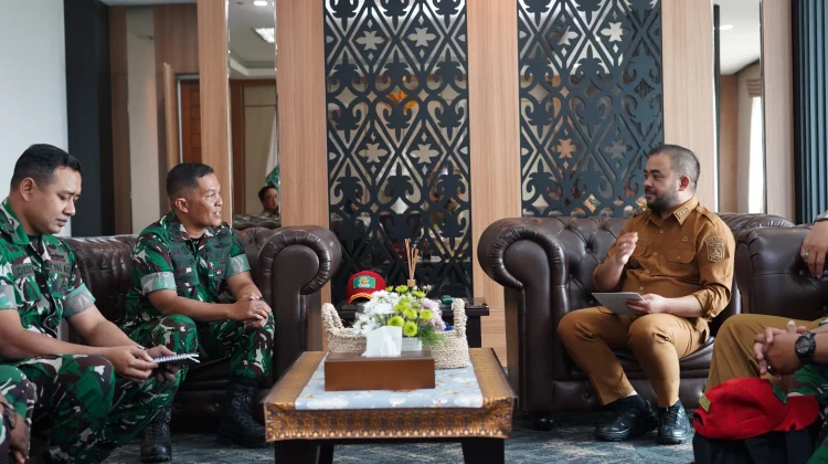Kota Batu Dukung Kirab Wisuda Sarjana Teknik Poltekad