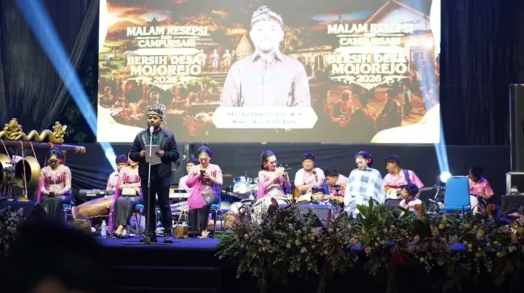 Bersih Desa Mojorejo Perkuat Semangat Gotong Royong Warga