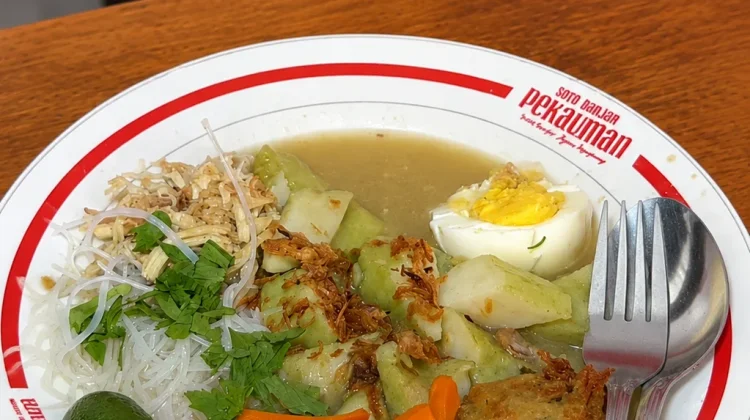 Soto Banjar Pekauman Tawarkan Cita Rasa Khas Kalimantan di Malang