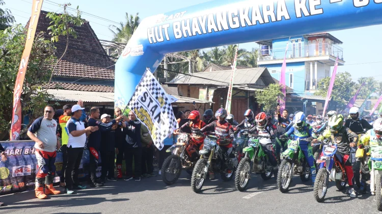 Ribuan Rider Meriahkan Bhayangkara Adventure Trail Blitar