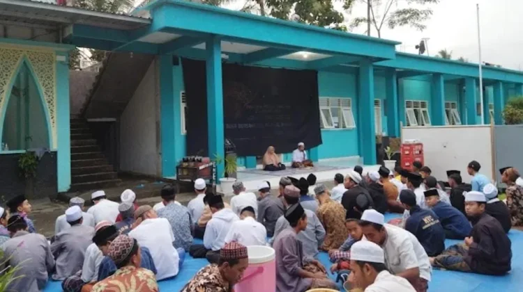 Gus Lukman Al Falah Al Makky: Jangan Nilai Pesantren Hanya Dari Kasus yang Viral