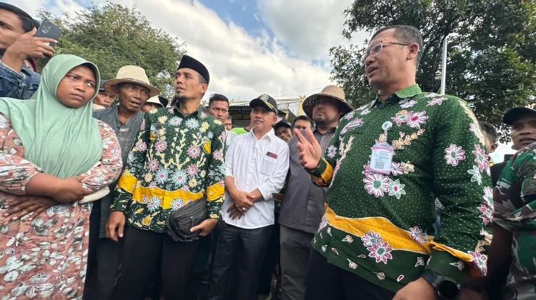 Temui Warga Alastlogo. Sekda Yudha Tegaskan Pemkab Pasuruan Siap Fasilitasi