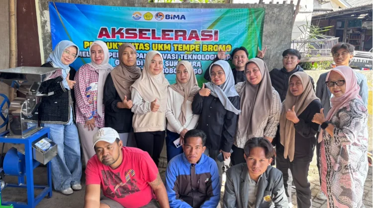 Tak Hanya Mesin, UPM Bekali UKM Tempe Bromo dengan Manajemen Usaha