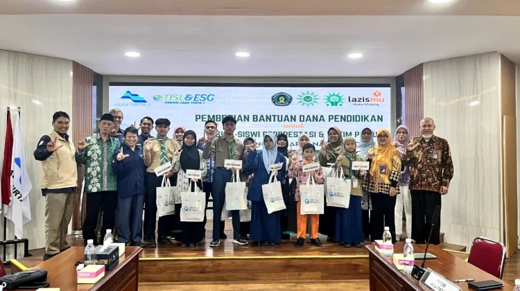 Perum Jasa Tirta I dan LAZISMU Kota Malang Hadirkan Harapan Baru bagi 83 Pelajar