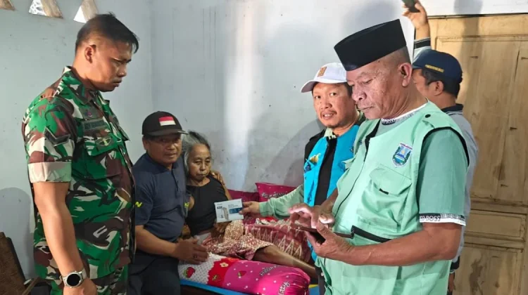 Dinsos Kabupaten Probolinggo Salurkan Alat Bantu bagi Penyandang Disabilitas
