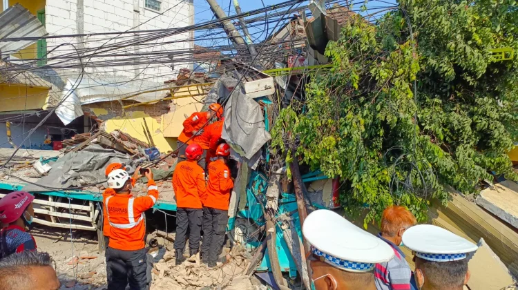 Laka Beruntun di Jalur Malang - Surabaya Sebabkan 5 Nyawa Melayang