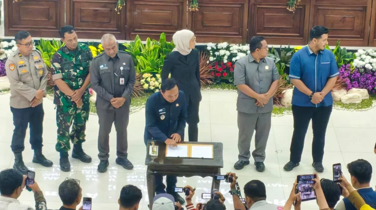 PKS Abstain, Tekan Pemkot Perbaiki Kinerja