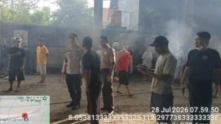 Korsleting Penghangat Kandang, Ratusan Ayam Hangus Terbakar di Gandusari Blitar