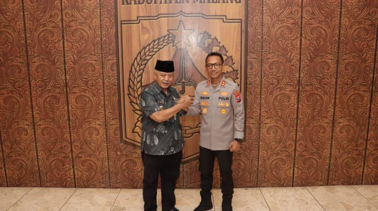 Kapolres Malang AKBP Rulian Syauri Silaturahmi Bupati Malang Sanusi