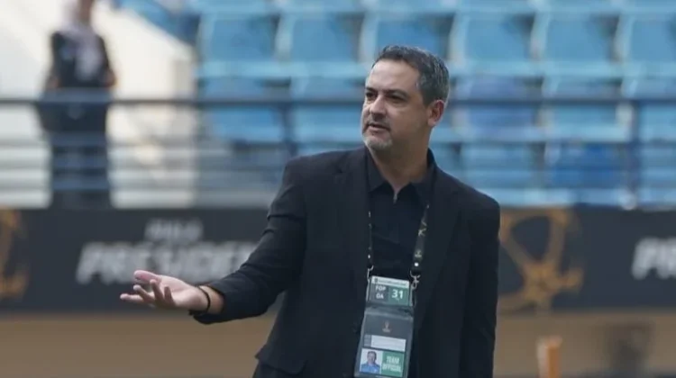 Marcos Santos: Semifinal Kontra Persebaya Jadi Derbi Terbesar, Arema Bidik Final