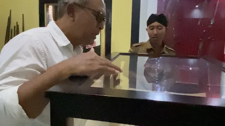 Mushaf Al-Qur’an Tulisan Sultan Abdurrahman Jadi Koleksi Berharga Keraton Sumenep