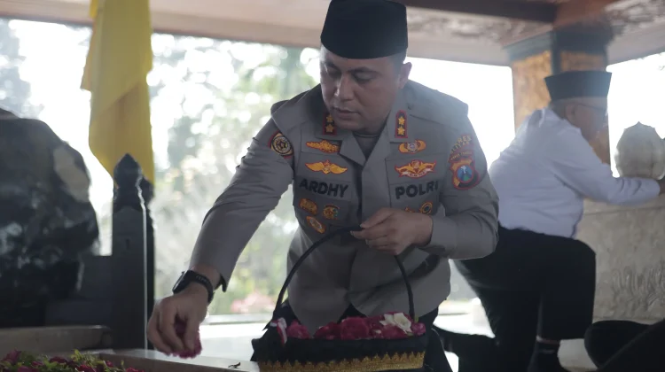 Kapolres Blitar Ziarah Makam Leluhur Peringati Hari Jadi ke-702