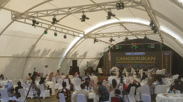 Cangkrukan Ekonomi Pancasila Soroti Perlindungan UMKM