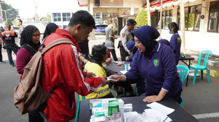 Perkuat Pelayanan Polresta Malang Gelar Pemeriksaan Kesehatan Gratis
