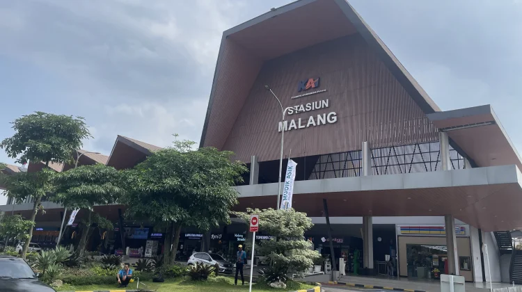 HUT Arema, KAI Imbau Penumpang Datang Lebih Awal ke Stasiun Malang