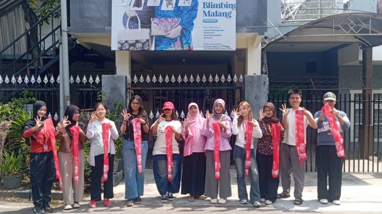 Mahasiswa Asing Belajar Batik Blimbing, Kenalkan Budaya Malang ke Dunia