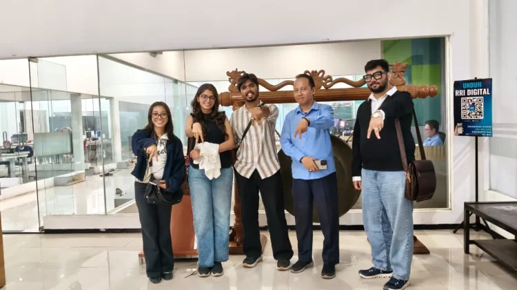 Mahasiswa Asing Kenali Ekosistem Media dan Budaya di RRI Malang