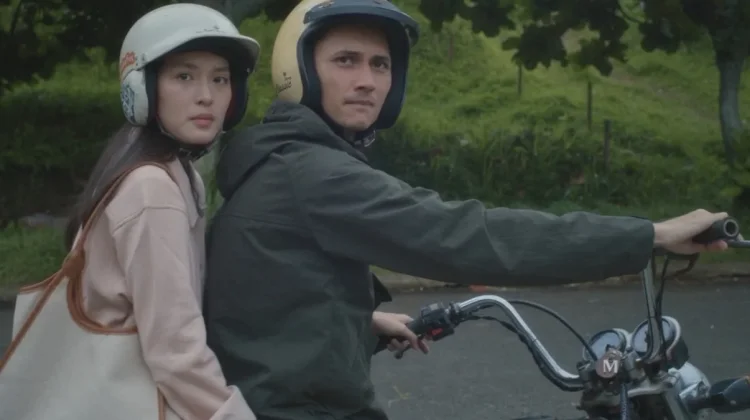 Alasan "Dan Bandung" Akan Jadi Standar Baru Film Romansa Remaja Indonesia