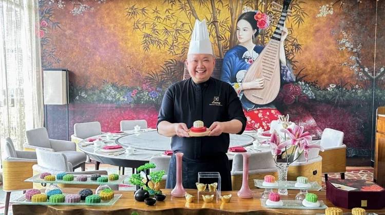 VASA Hotel Surabaya Hadirkan Mooncake 2026 “The Royal Fengxian”