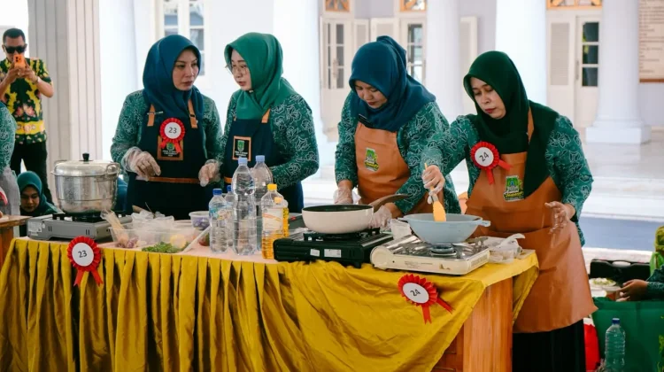 Puluhan Kecamatan se-Kabupaten Pasuruan Bersaing Ikuti Lomba Olahan Ikan