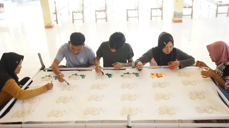 UM Kembangkan Pasta Malam Dingin dari Limbah Batik Trenggalek