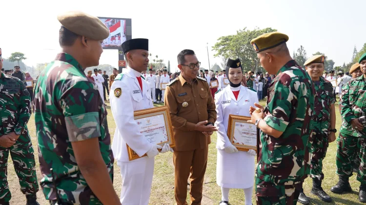 Purna Tugas Paskibraka Batu, Nurochman Tekankan Keteladanan