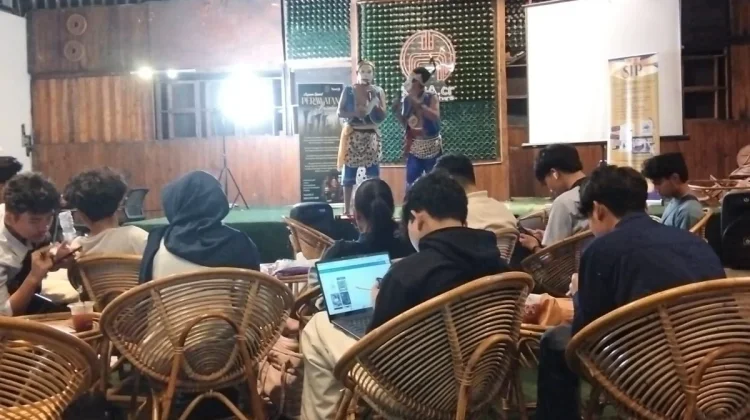 Punokawan Merdeka Hidupkan Ludruk sebagai Tontonan Tuntunan Budaya