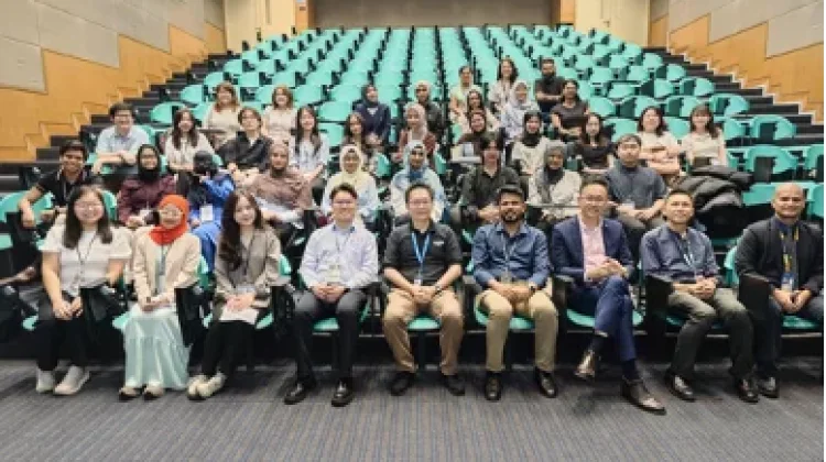 Mahasiswa Farmasi UB Ikuti PISDP di Monash University Malaysia
