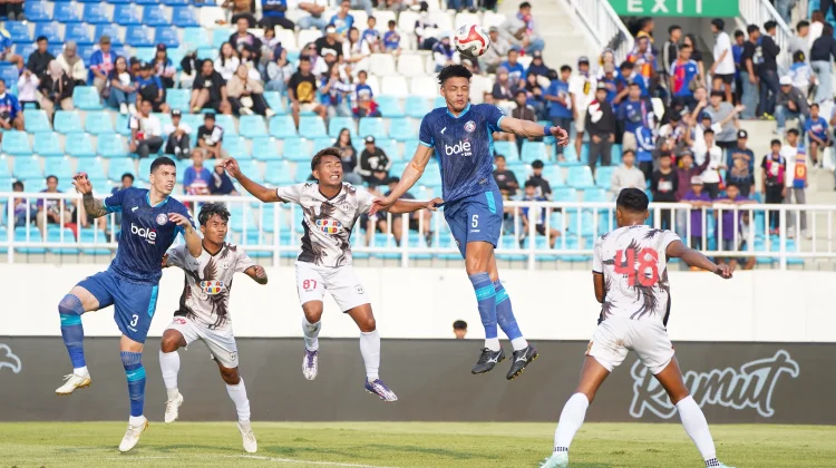 Arema FC Tekuk RANS Nusantara FC 2-0 di Stadion Kanjuruhan Kepanjen Malang