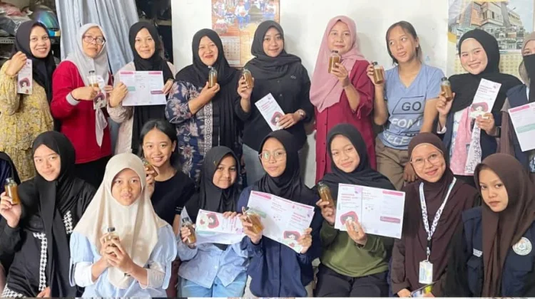 KKN MAs Kelompok 14 Edukasi Kesehatan Menstruasi Remaja Toyomarto