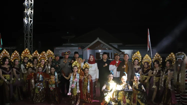 Karnaval Plaosan Spektakuler di Malang Jadi Ruang Warga Jaga Kerukunan dan Budaya