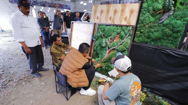 Lucky Garden Kembangkan Moss Art dari Desa Sidomulyo