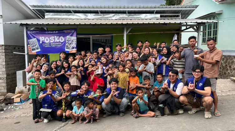 Jejak Jingga di Kaki Rinjani: Merajut Makna dan Meninggalkan Warisan di Desa Bayan