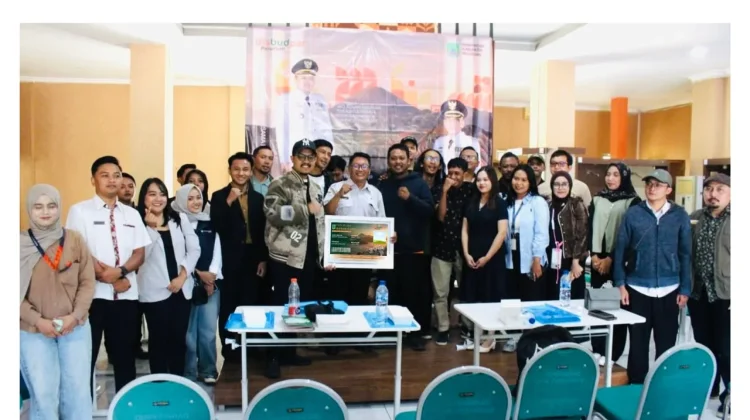 Genjot Promosi Wisata Daerah. Pemkab Pasuruan Bekali Influencer dengan Green Card
