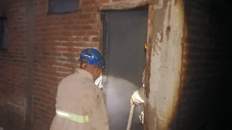 Sisa Bara Tungku Picu Dapur Warga Ngembul Binangun Ludes Terbakar